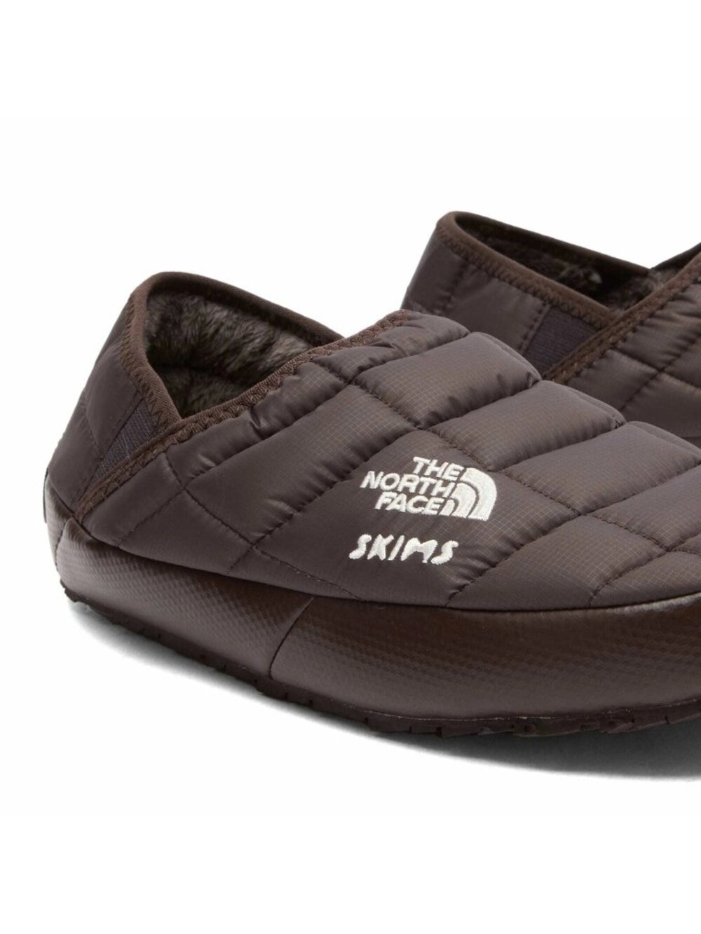 NWT SKIMS x THE NORTH FACE THERMOBALL TRACTION MULE PHOENIX SHOES SZ 5